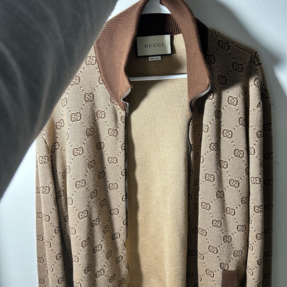 Monogram Gucci sweater